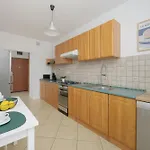Modern And Bright With Parking Perfect For Remote Working By Renters Lägenhet Warszawa