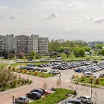 Modern And Bright With Parking Perfect For Remote Working By Renters Appartamento *