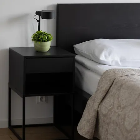 Modern And Bright With Parking Perfect For Remote Working By Renters Apartament *