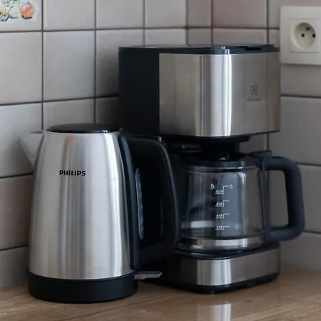 Modern And Bright With Parking Perfect For Remote Working By Renters דירה *