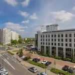 Modern And Bright With Parking Perfect For Remote Working By Renters * Варшава