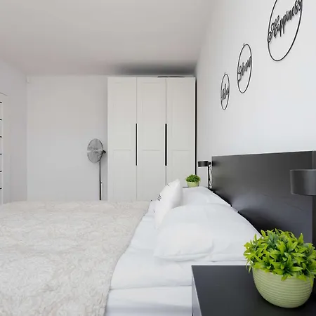 Modern And Bright With Parking Perfect For Remote Working By Renters